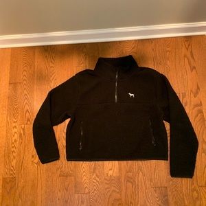 Victoria’s Secret Pink- Black Sherpa crop sweater